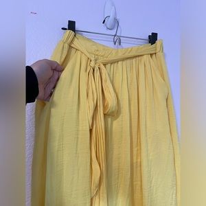 Long Zara Yellow Skirt with Pockets